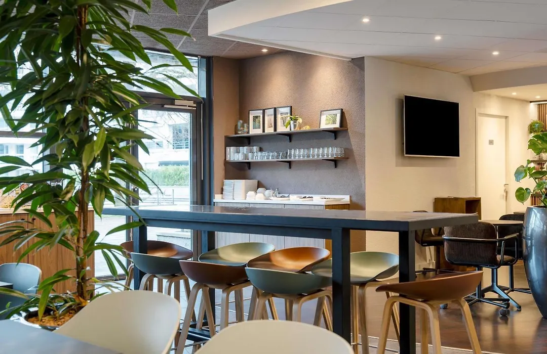 Novotel Suites Nancy Centre-1
